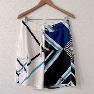 O'NEILL Men's Geometric Blue and Black Swim Shorts